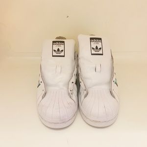 ADIDAS Men’s Limited Edition   SUPERSTAR  Size 6